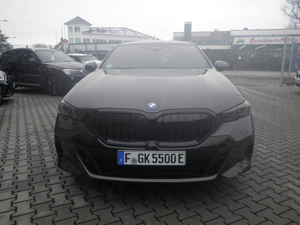 BMW 530 e Touring Sportpaket HUD AHK-klappbar AHK El