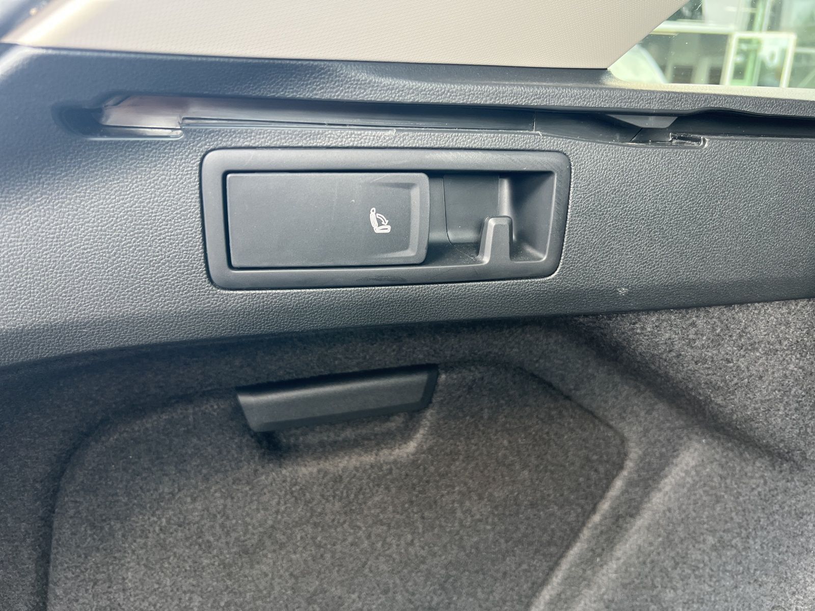 Golf VIII Variant Style 1.5 eTSI DSG Navi*Pano*K