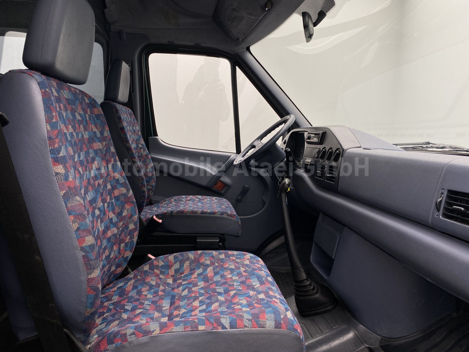 Fahrzeugabbildung Mercedes-Benz Sprinter 310D Automatik *Behörde/Camper* 5767