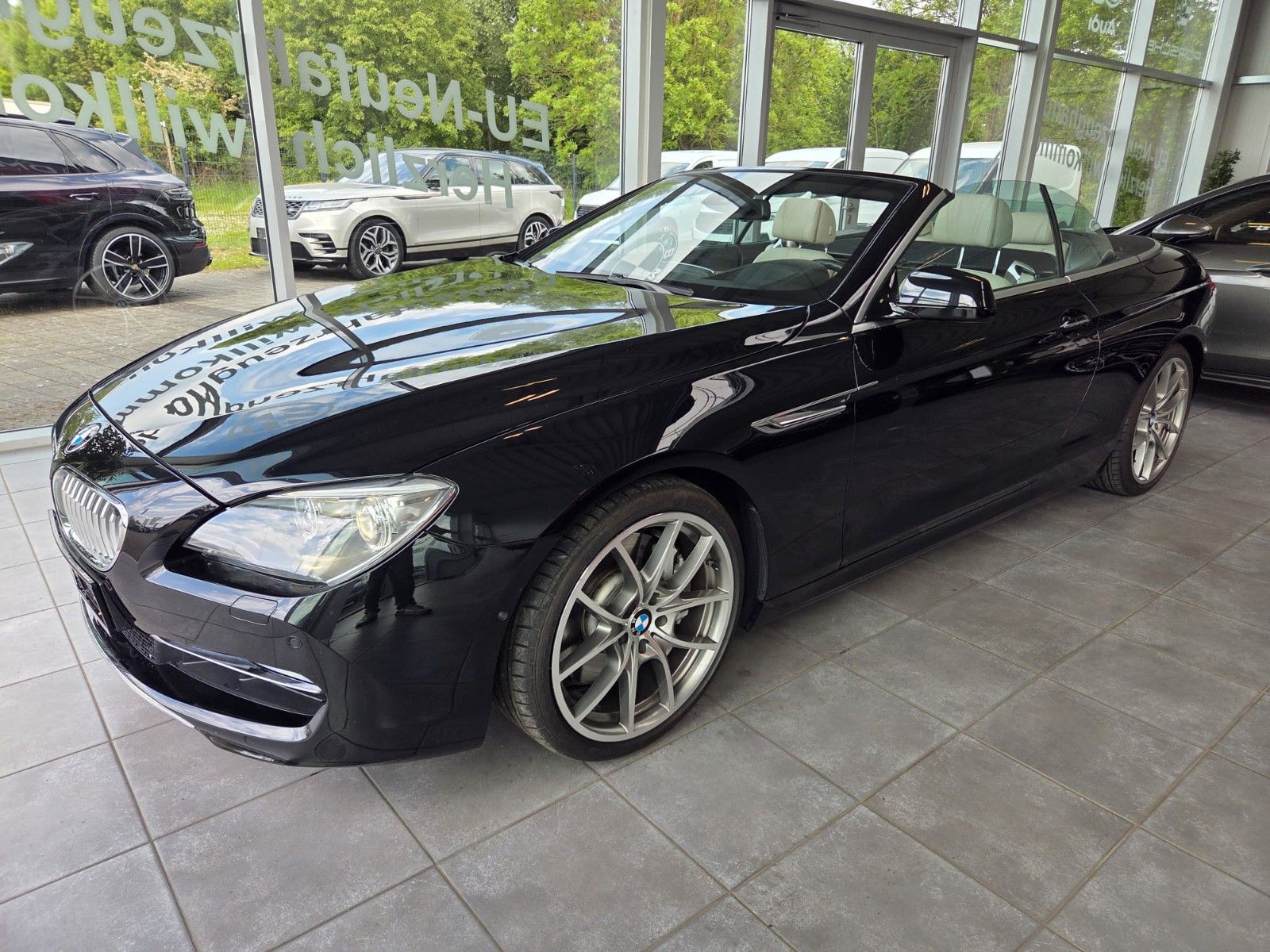 Fahrzeugabbildung BMW 650 Baureihe 6 Cabrio 650 i exclusive