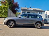 Mercedes-Benz EQB 250 - Zustand neuwertig - graue Mercedes-Benz EQB
