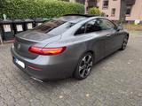 Mercedes-Benz E 220d Aut.*Pano*Navi*AHK*Burmester*Memory - Mercedes-Benz E 220 Gebrauchtwagen in Frankfurt