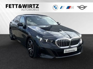 BMW Leasingangebot: BMW 520i M Sport|Panorama|Head-Up|Standhzg.
