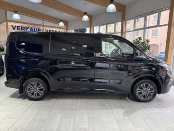 Ford Tourneo Custom 2.0 EcoBlue L1 Titanium