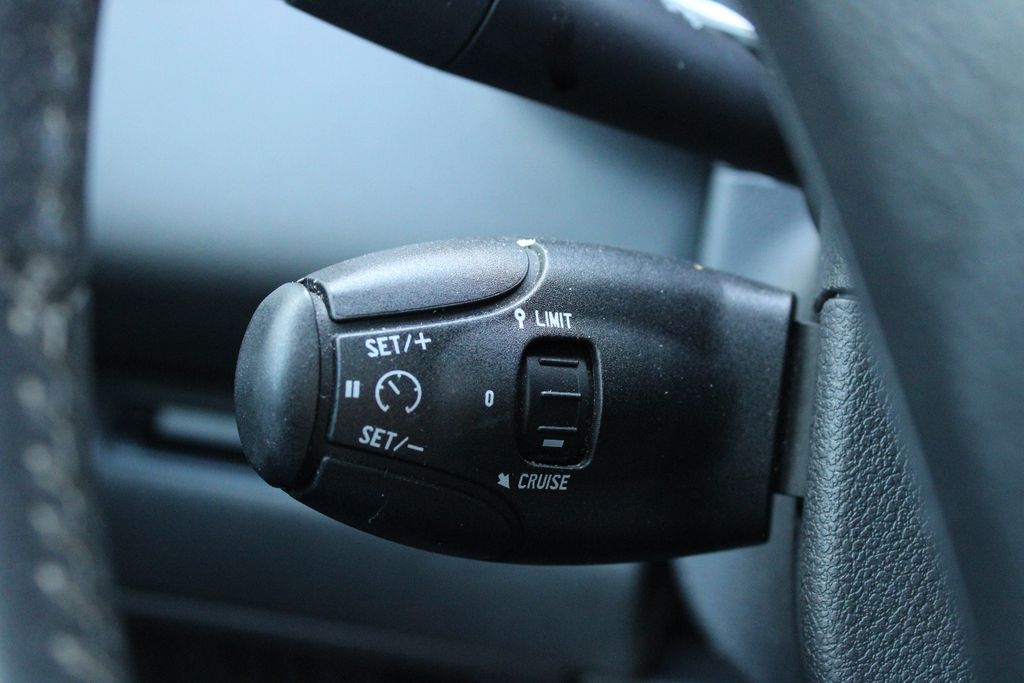 PEUGEOT 3008 – Bild 16 von 22