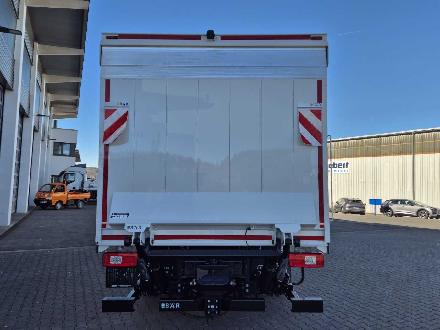 Fahrzeugabbildung Iveco S-Way AD190S40/FP Böse Schwenkwand LBW 2x AHK