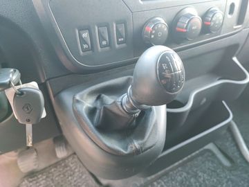 Renault Master - 11