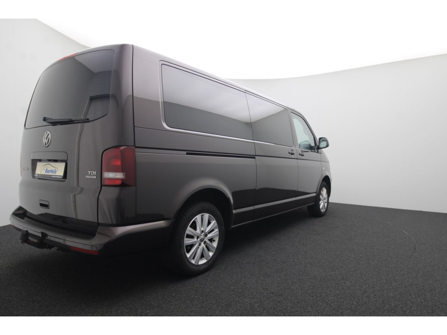 Fahrzeugabbildung Volkswagen T5 Multivan Bus Life lang AHK Bi-Xenon Standheiz