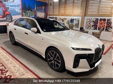 BMW 750 - 1