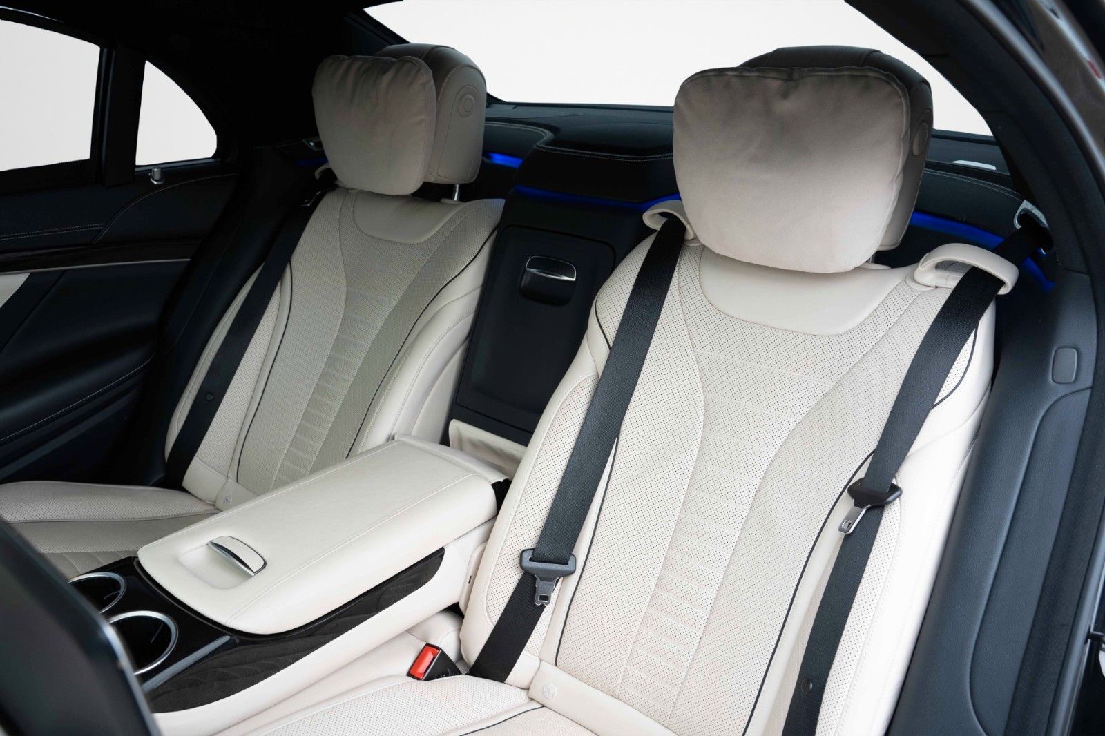 Fahrzeugabbildung Mercedes-Benz S 400D L 4M LANG AMG PANO BURM CHAUF FOND  MEMO