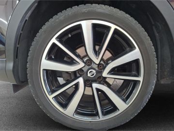 Nissan Qashqai Tekna 1.6 °LED°AHK°Pano°Kamera°SHZ°BF°
