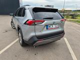 Toyota RAV 4 2.5 Hybrid Premium with Technology Premium - gebrauchte Toyota RAV 4 aus dem Jahr 2021