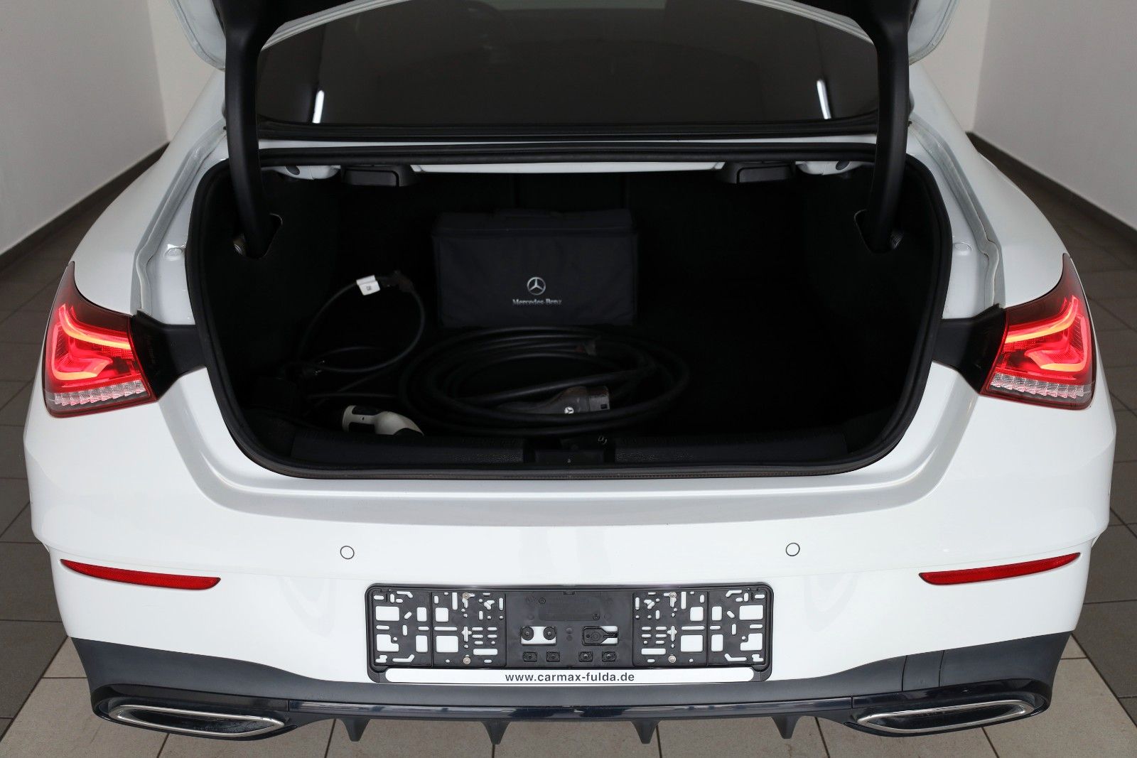 Fahrzeugabbildung Mercedes-Benz CLA 250 e Coupe, AMG line,Navi,LED,SH,Kamera