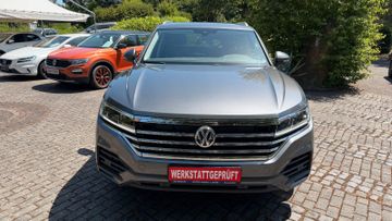 Volkswagen Touareg - 7