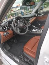 Alfa Romeo Giulia 2.0 Turbo 16V 206kW AT8-Q4 Ti Ti - Alfa Romeo Giulia: Ti