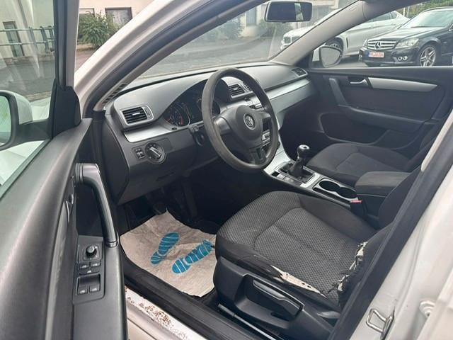 Volkswagen Passat 2011 — photo 10