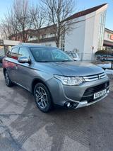 Mitsubishi Outlander Kollektion*AUTOM*ALLRAD*AHK*TEMPO*NAVI - gebrauchte Mitsubishi Outlander aus dem Jahr 2015