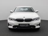 BMW 330e xD Sport Line Kamera DAB Stop&Go Alarm LED - mit Hybrid-Antrieb: Allradantrieb