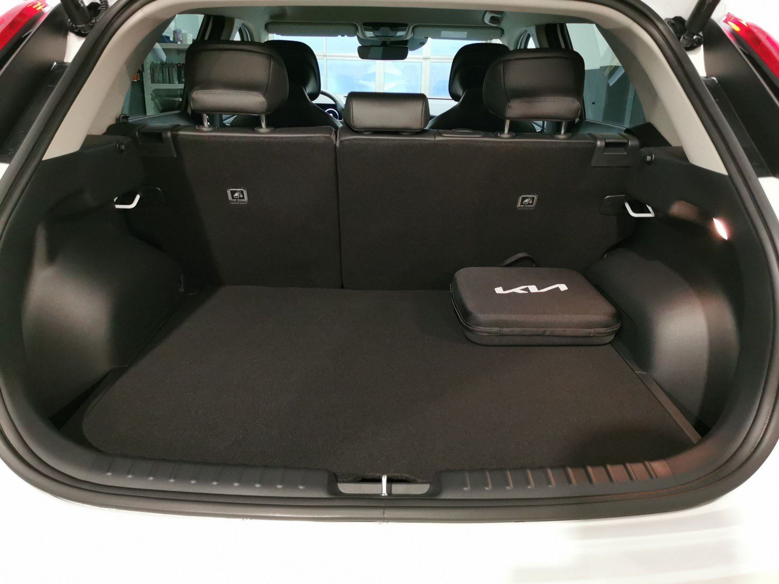 Fahrzeugabbildung Kia Niro e-Niro Inspiration WP DW TEC REX SD