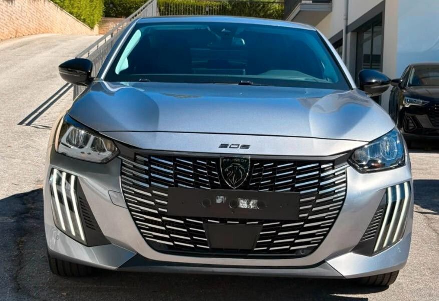 Peugeot 208 Hybrid 110 e-DCS6 Allure imagem 2