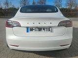 Tesla Model 3 SR RWD + 8fach bereift + Ambientebel.  - Tesla aus 2022