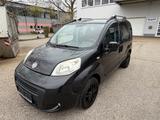 Fiat Qubo 1.4 8V Dynamic Klima Euro5 - Fiat Qubo aus 2011