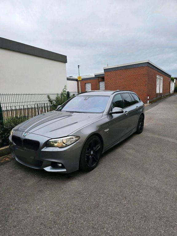 Image of BMW 530