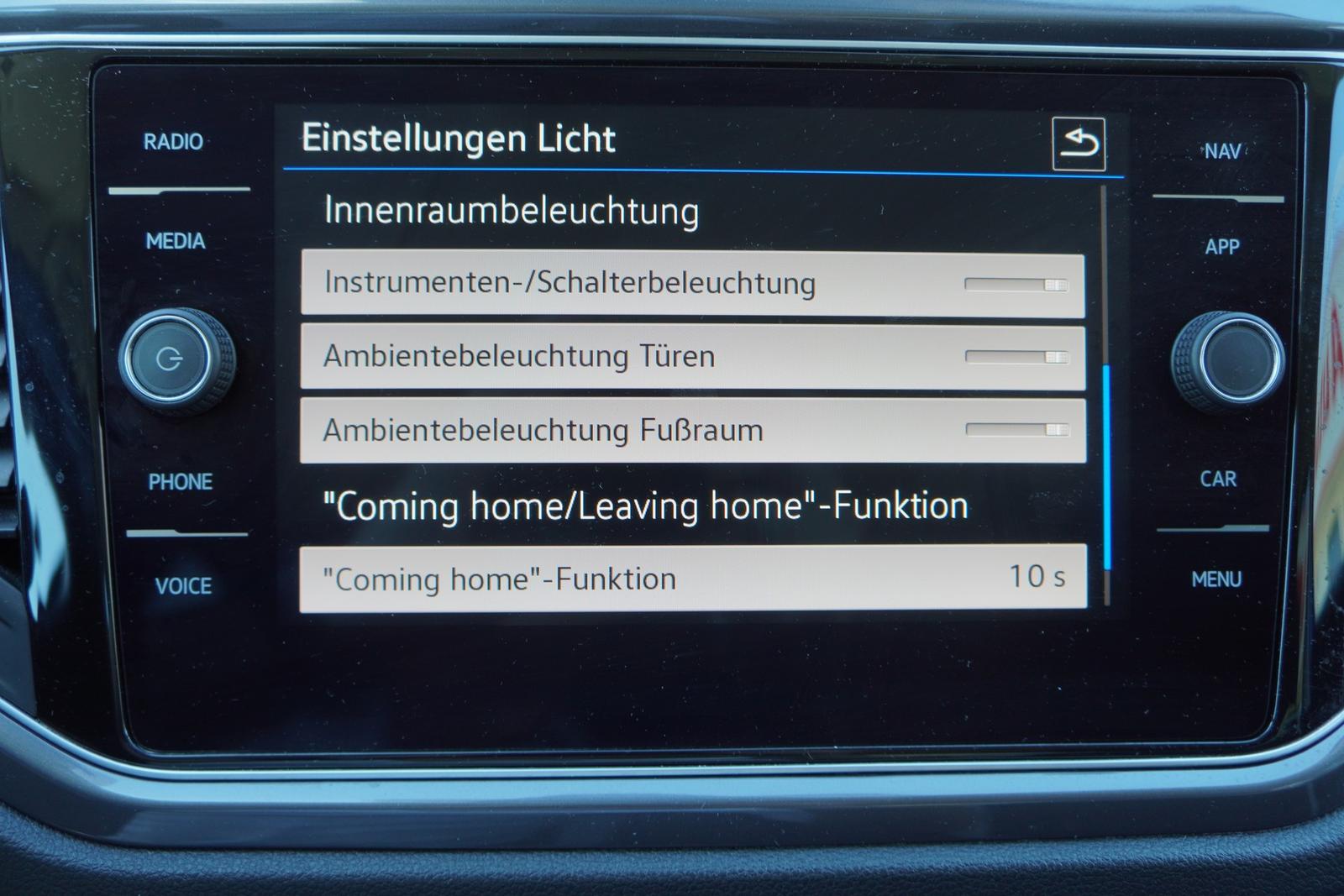 Volkswagen T-Roc R-Line 1.5 TSI DSG LED Navi SHZ Kam VC ACC, миниатюра 29