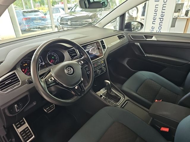 Fahrzeugabbildung Volkswagen Golf Sportsvan 1.5 TSI DSG IQ.DRIVE LED NAVI