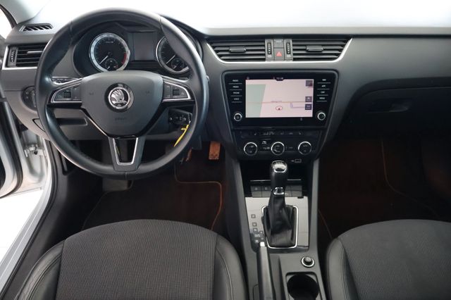 Skoda Octavia Combi Style Automatik LED Pano PDC
