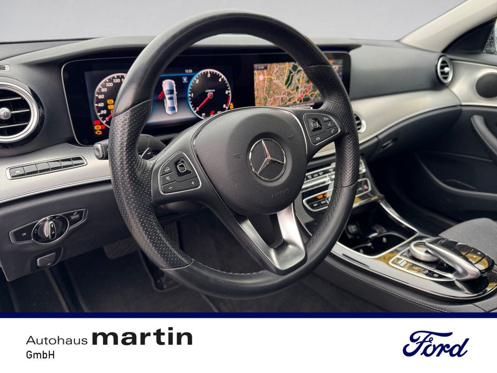 Fahrzeugabbildung Mercedes-Benz E 350 d Avantgarde SHZ LED 360° COMAND HGSD PTS