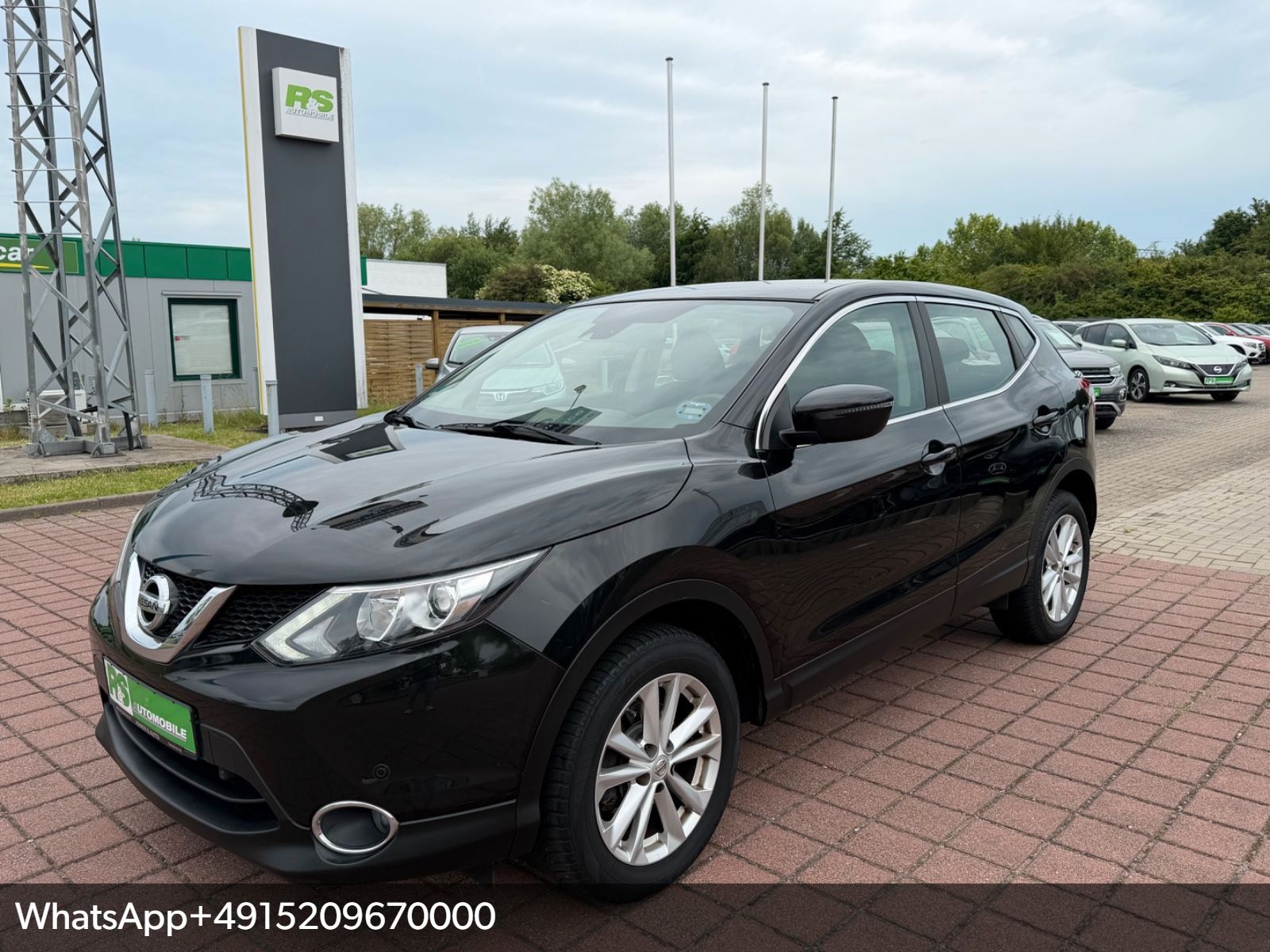 Nissan Nissan Qashqai 1.2 DIG Acenta Motor leuft auf 3Zyl