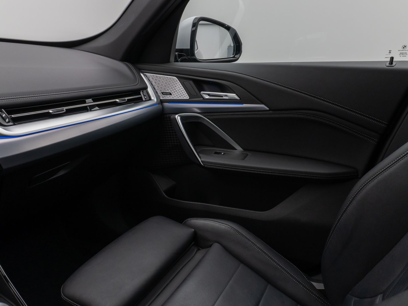 Fahrzeugabbildung BMW X1 xD23i xLine Panorama 360°HUD DAB H/K Sport