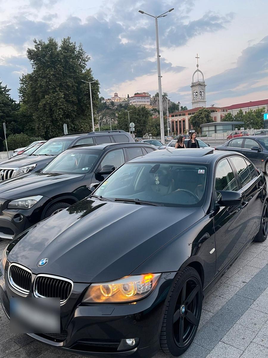 BMW 320