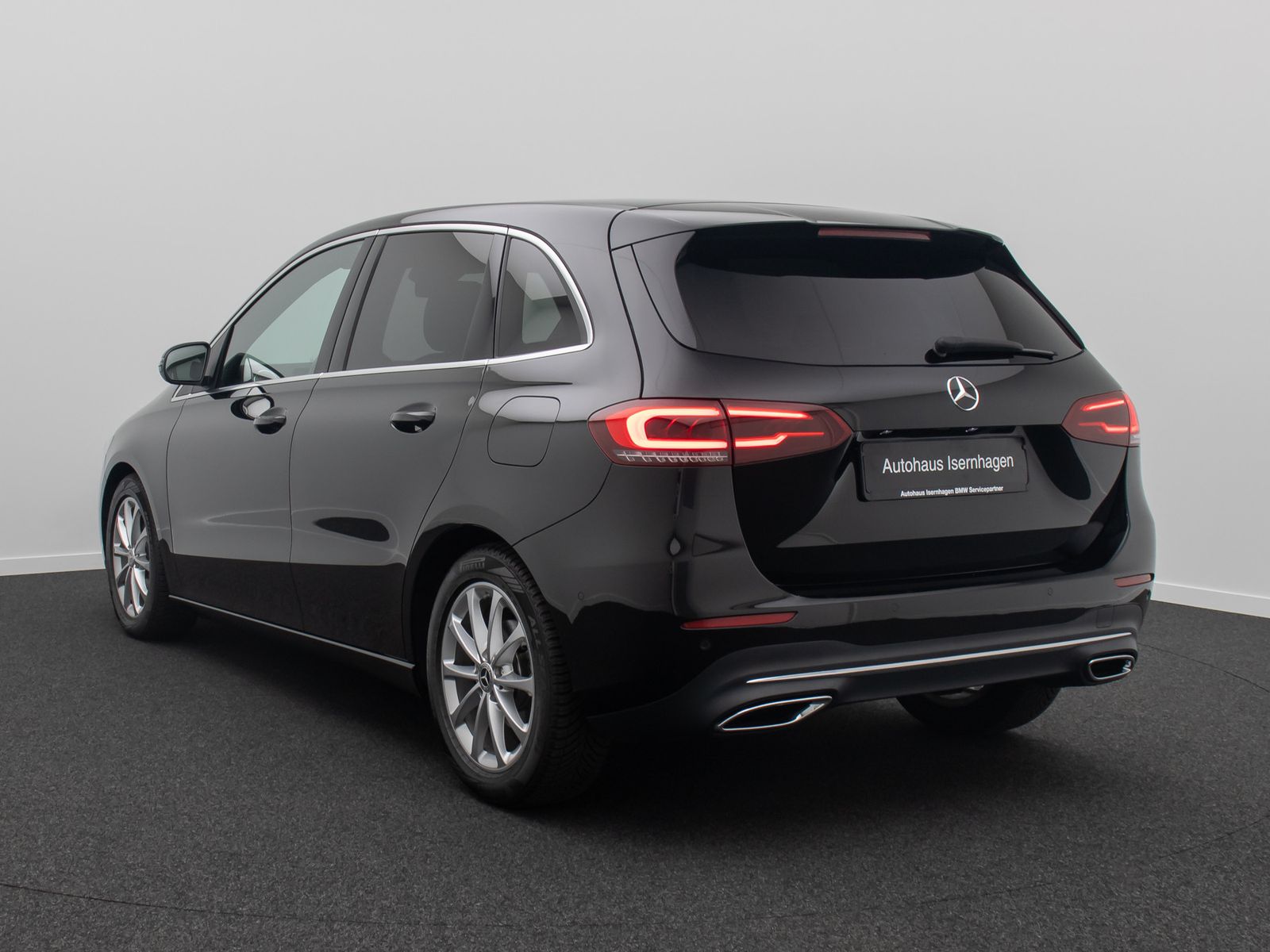 Fahrzeugabbildung Mercedes-Benz B 180 Kamera SoundSys LED Navi Tempomat Komfort