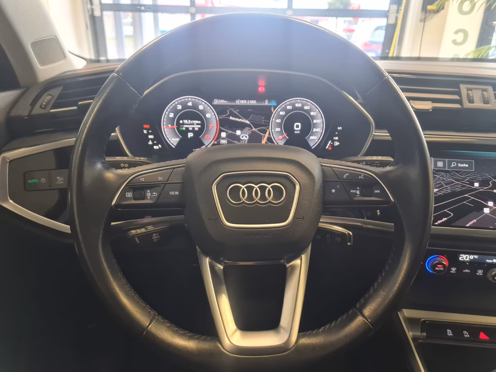 Audi Q3 35 TFSI ad./Navi / Leder / AHK / KAMERA, миниатюра 18