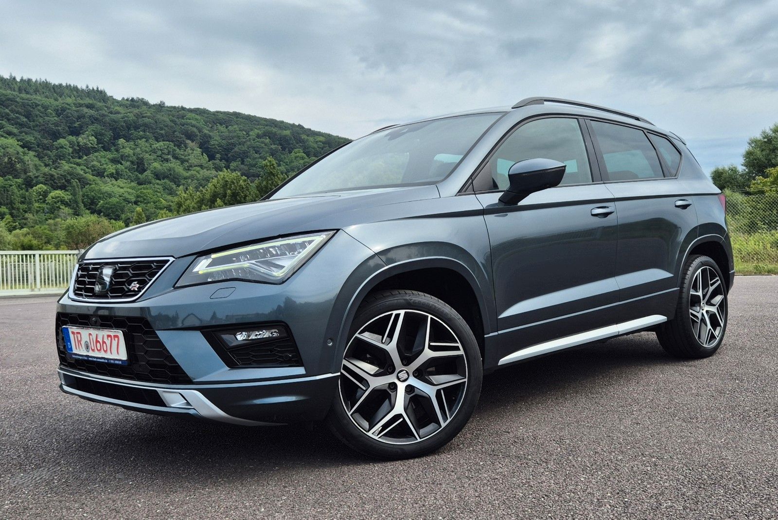 SEAT Ateca 2.0 TSI FR 4Drive, DSG, Leder, LED.