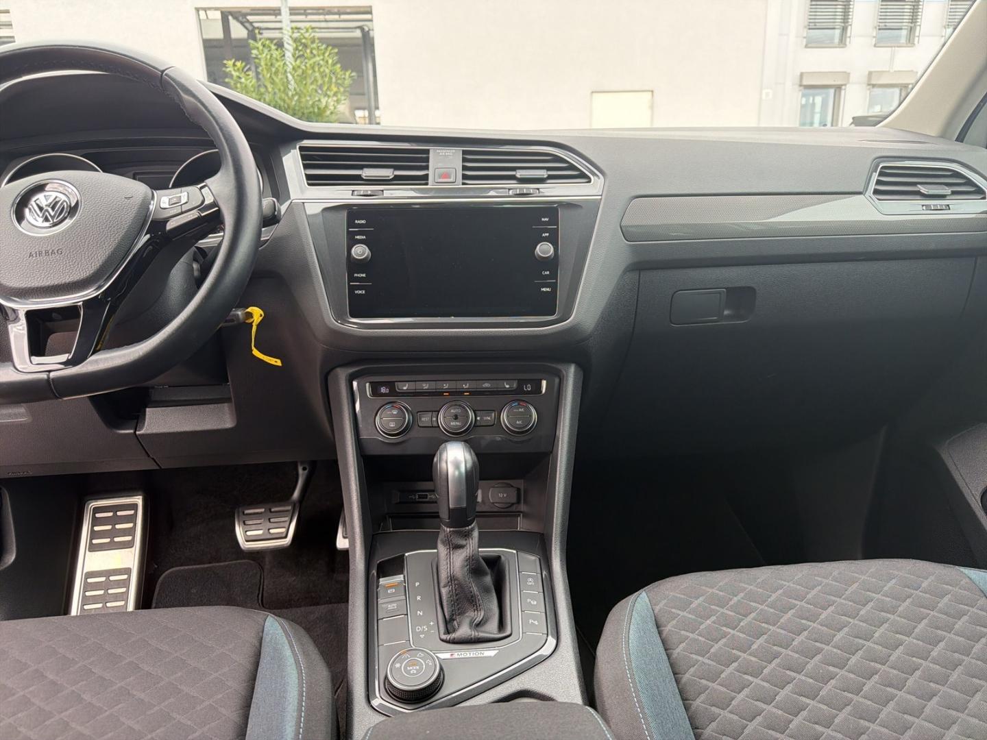 Volkswagen Tiguan IQ-Drive 2.0 TSI DSG 4Motion Ganzj.Reifen, миниатюра 9