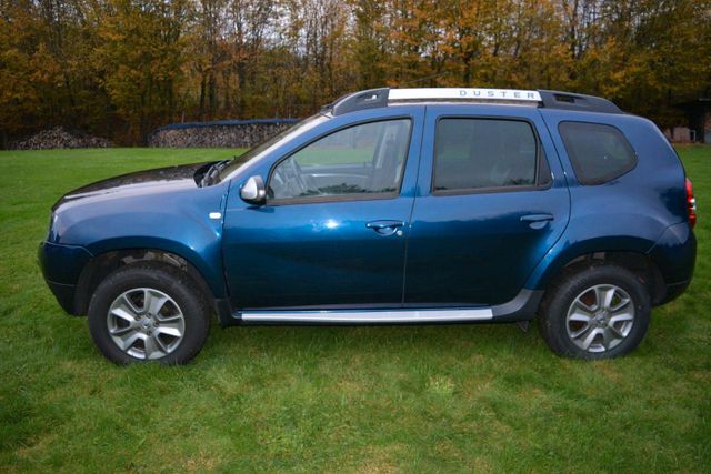 Dacia Duster blau AHK getönte Scheiben 1.6...