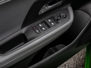 Opel Mokka-e Elegance Fahrerassistenz-Paket Kamera