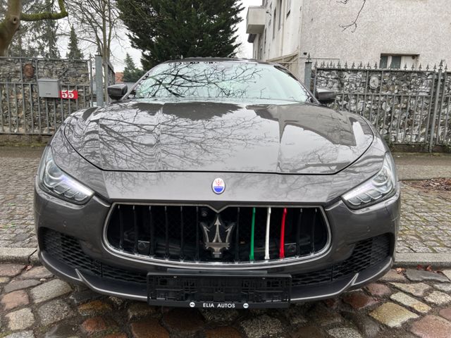 Maserati Ghibli Basis Vollausstattung