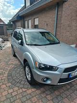 Mitsubishi Outlander 2.2 DI-D, TÜV 07/27, AHK - Mitsubishi Outlander aus 2011 mit Diesel-Antrieb