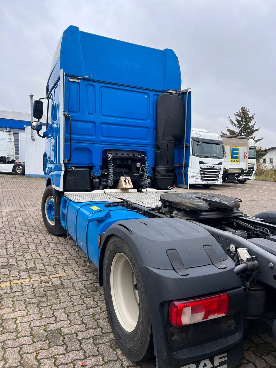 Fahrzeugabbildung DAF XF 440 FT SSC, Retarder