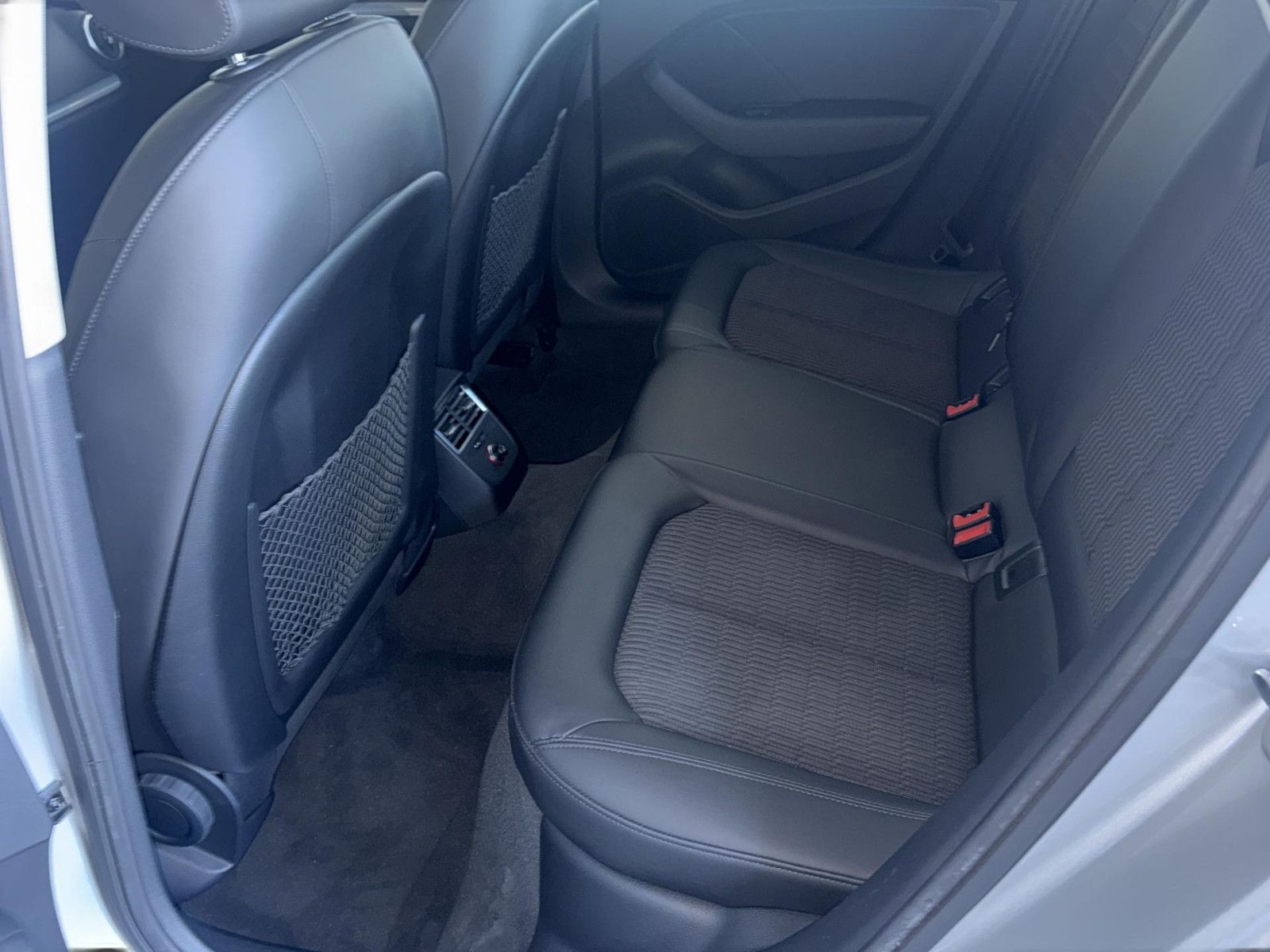 Fahrzeugabbildung Audi A3 Sportback quattro/ Unfallfrei/ 2. Hd/