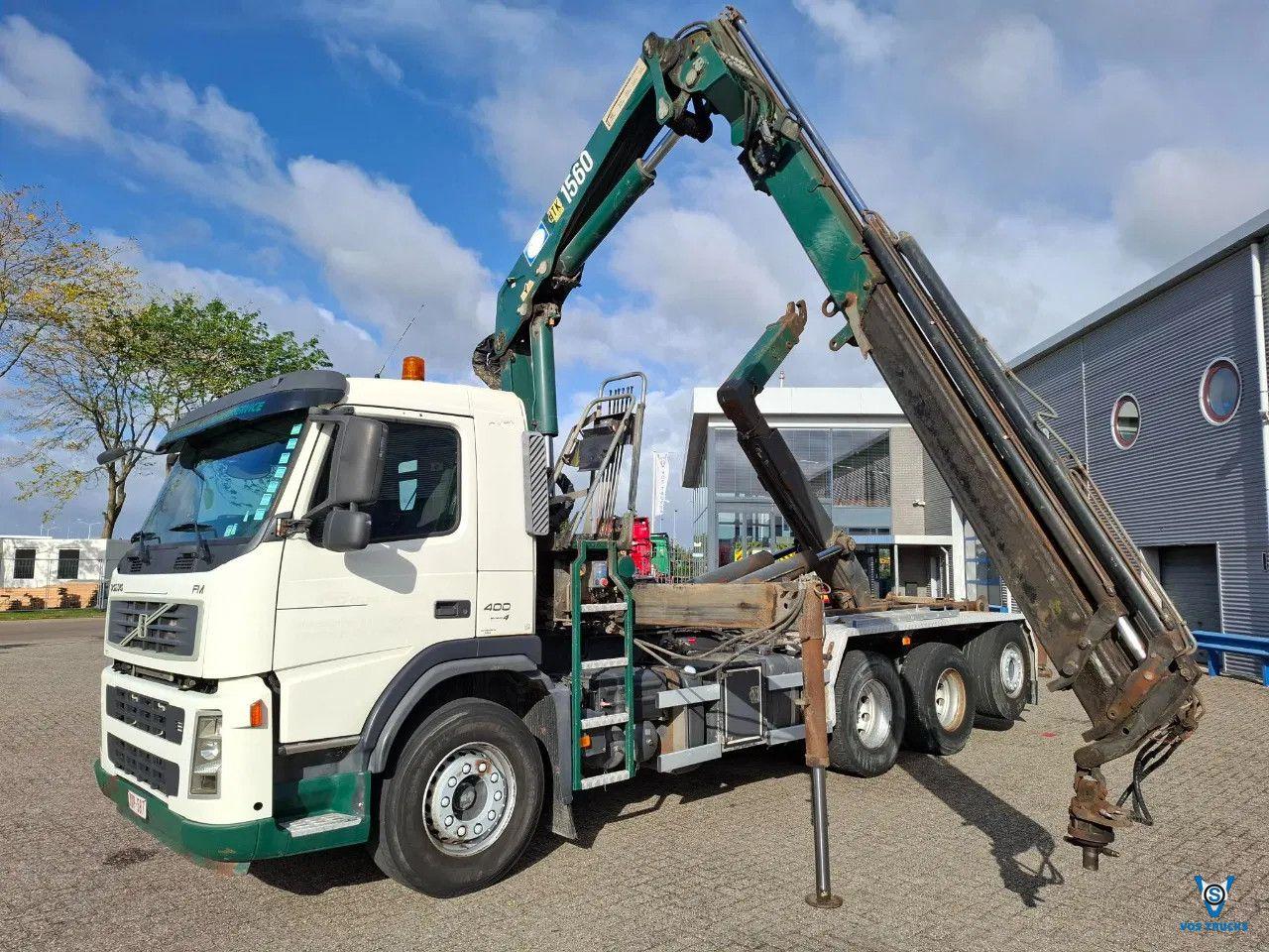 Volvo FM13-400 / 8X4 / AJK HOOK 25TON / CRANE HMF 1560