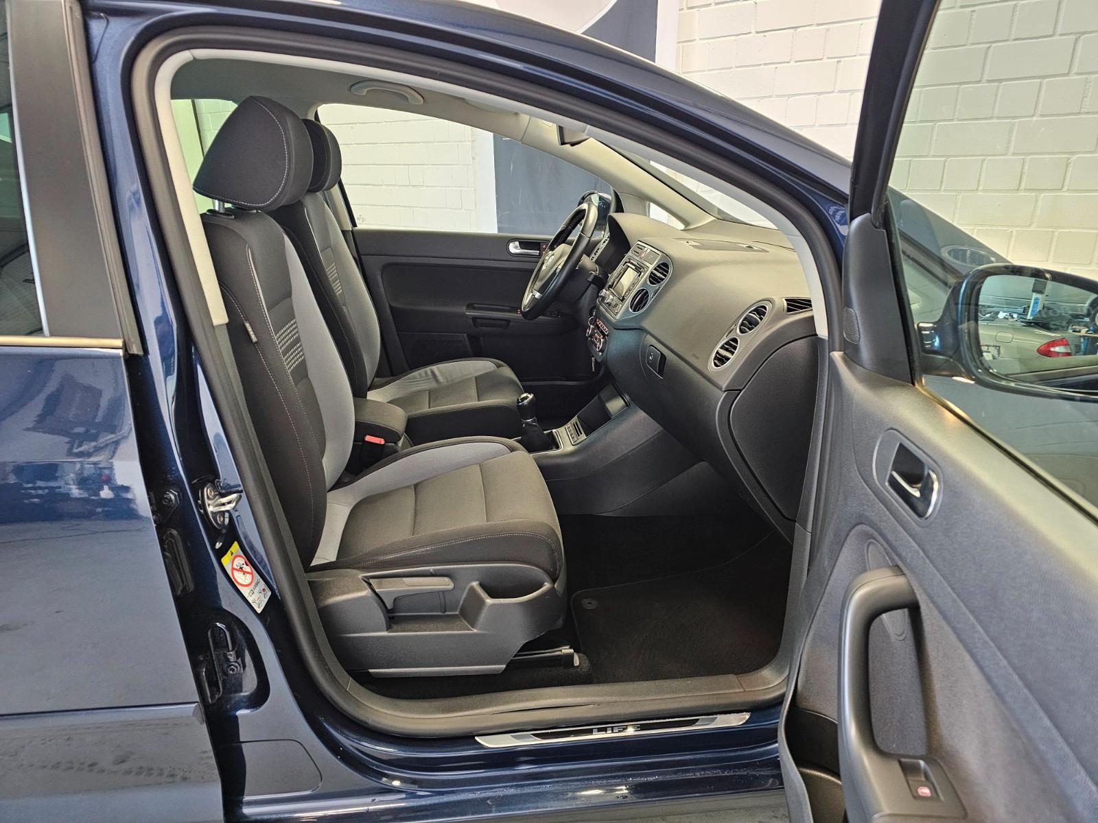Volkswagen Golf Plus 2013 — photo 11