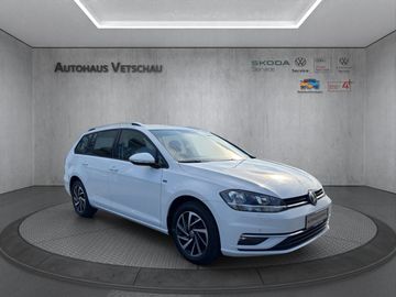 Volkswagen Golf - 6