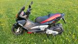 Aprilia SR MAX 300 - APRILIA VON 251 BIS 500 CCM
