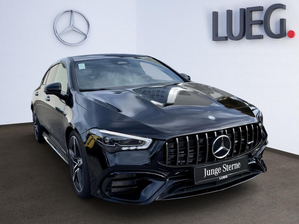 Mercedes-Benz CLA 45 AMG Shooting Brake