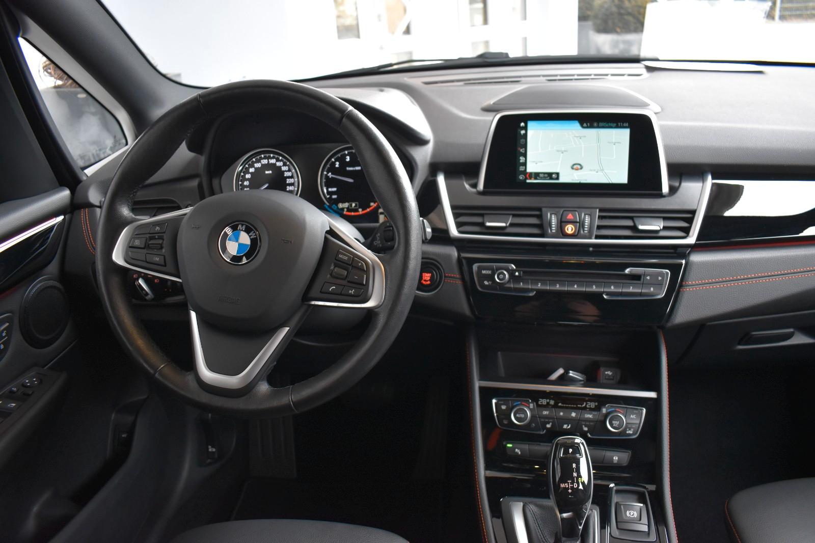 BMW 218 Active Tourer 218i Active Tourer Aut. Sport Line Navi HiFi PDC, миниатюра 10